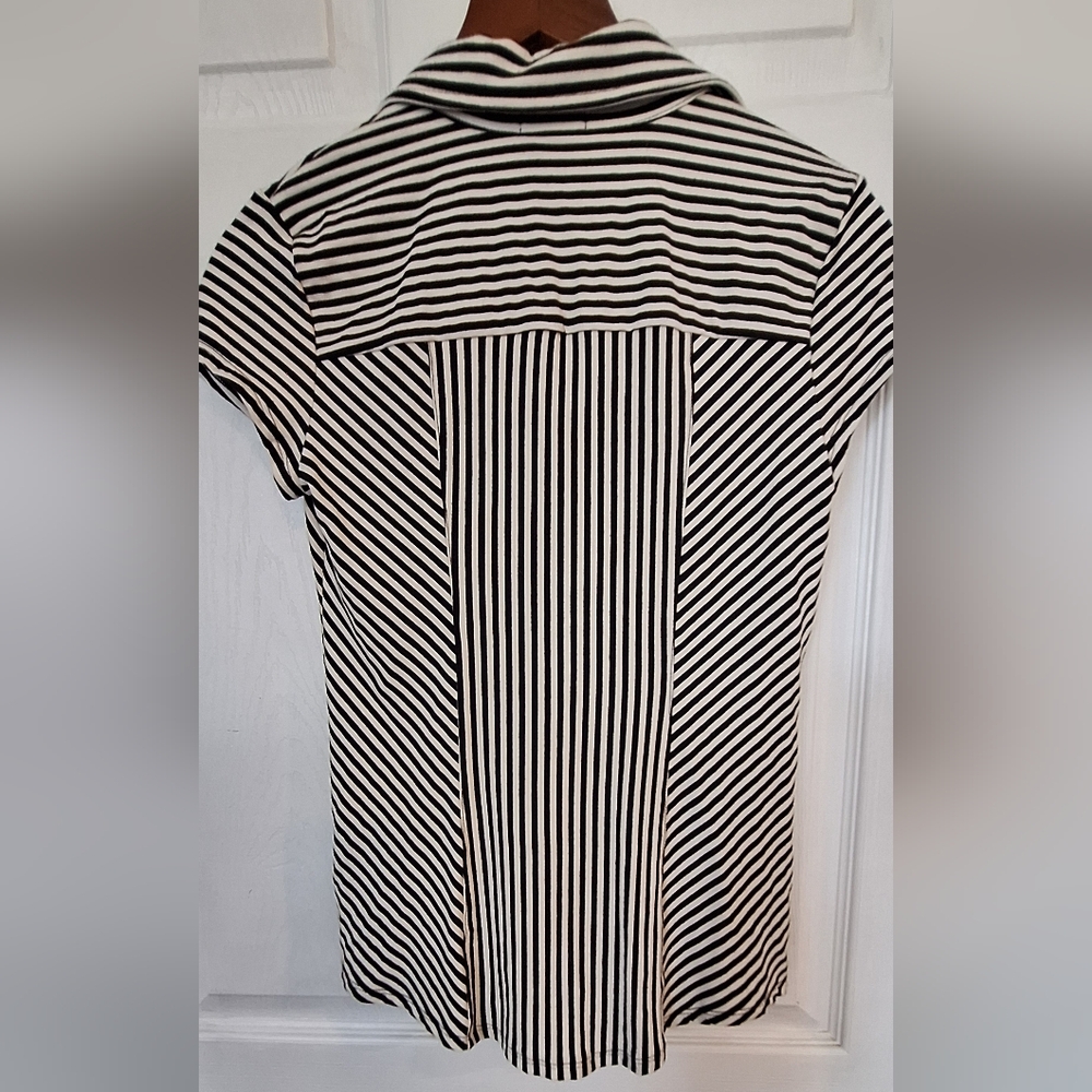 Cache Black White Striped Button Front Top Size M Collared - Picture 2 of 4